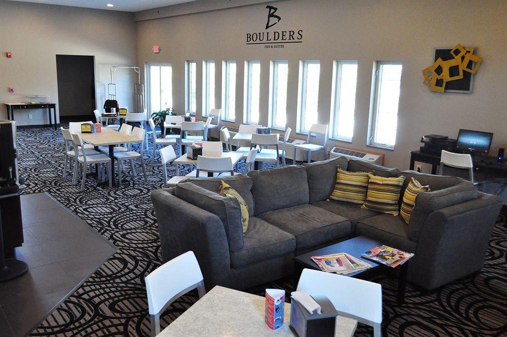 Okoboji Inn & Suites Milford エクステリア 写真