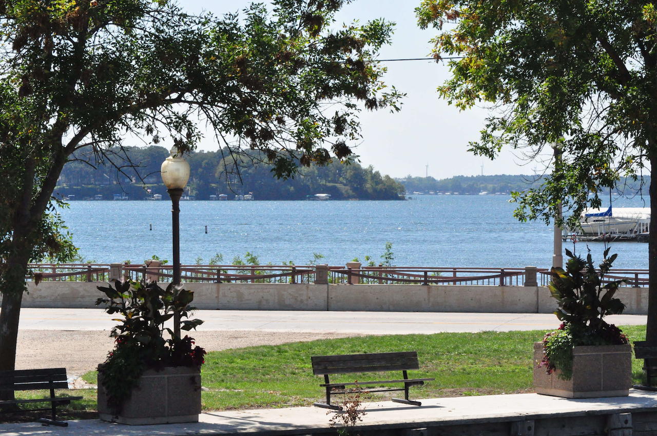 Okoboji Inn & Suites Milford エクステリア 写真