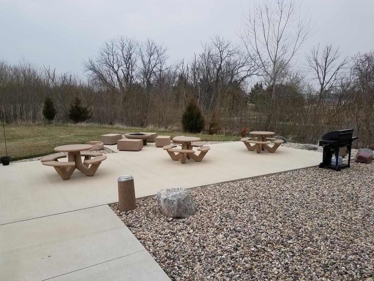 Okoboji Inn & Suites Milford エクステリア 写真