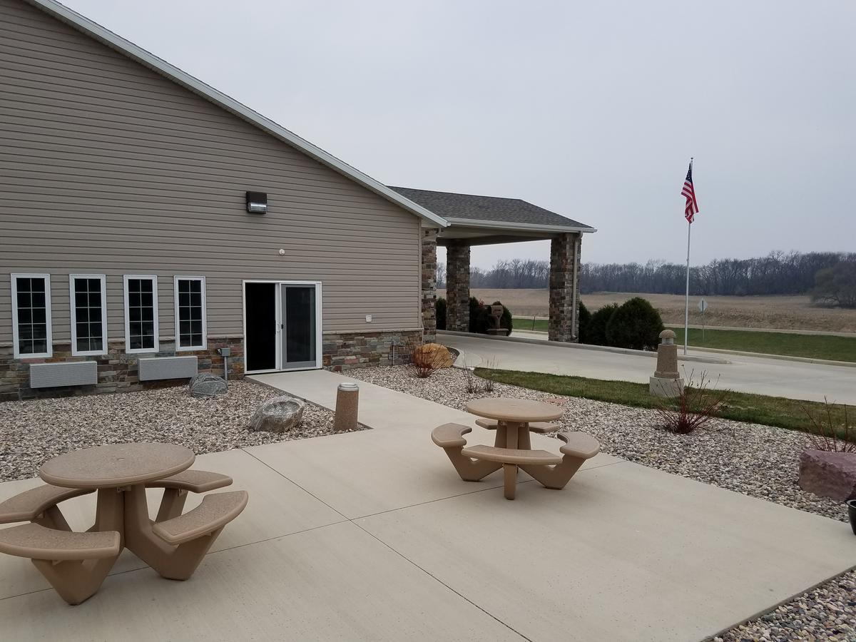 Okoboji Inn & Suites Milford エクステリア 写真